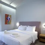 Carabella Lefkada City